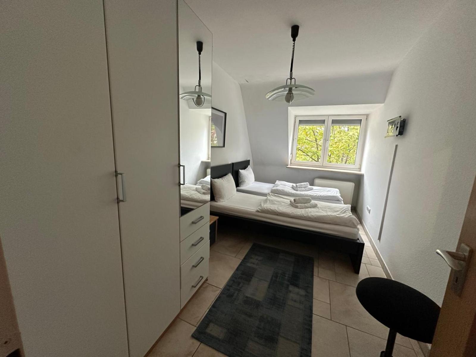 City Center - 4 Room Apartment With Kitchen And 2 Bathrooms Nürnberg Eksteriør bilde