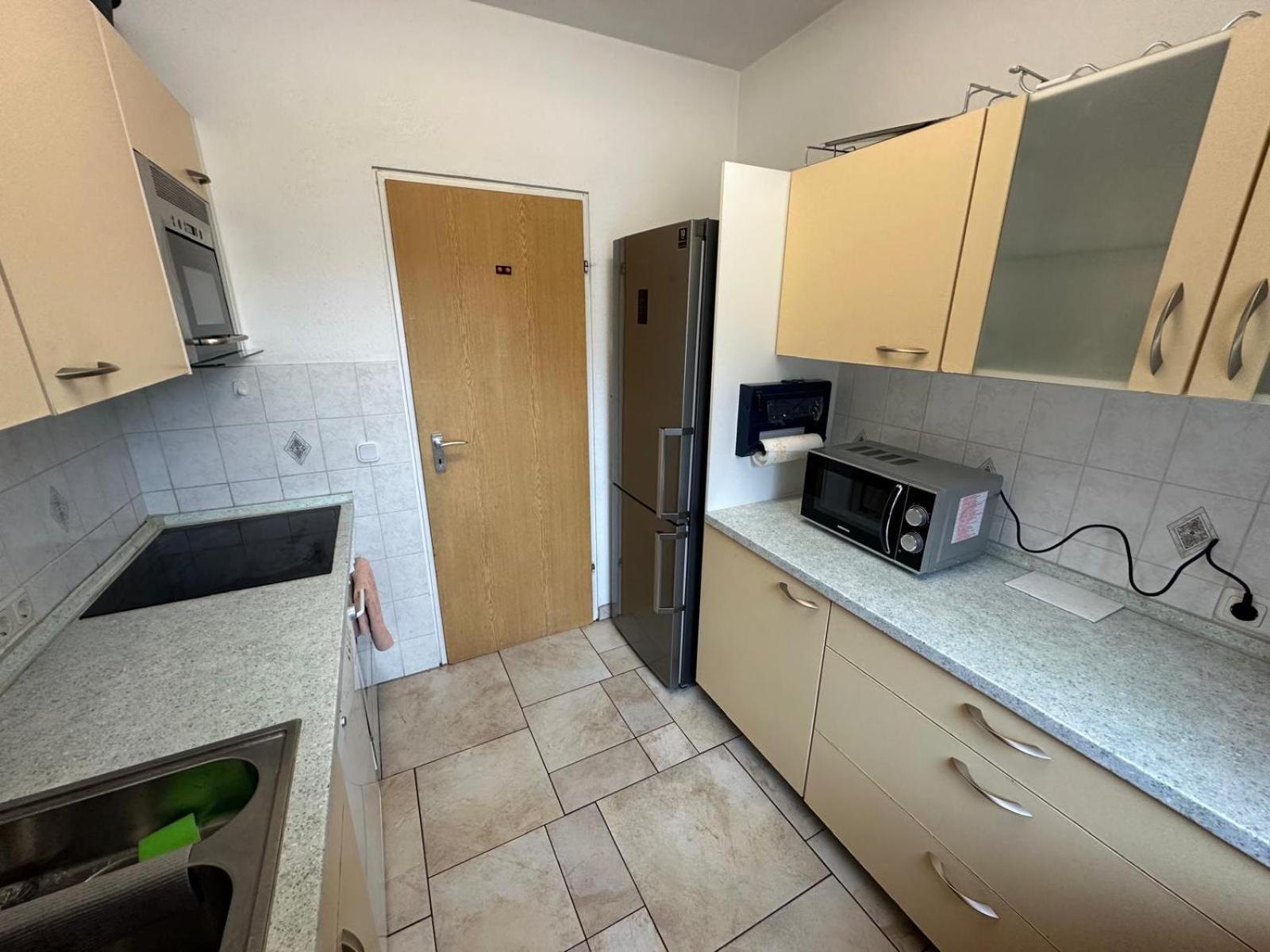 City Center - 4 Room Apartment With Kitchen And 2 Bathrooms Nürnberg Eksteriør bilde